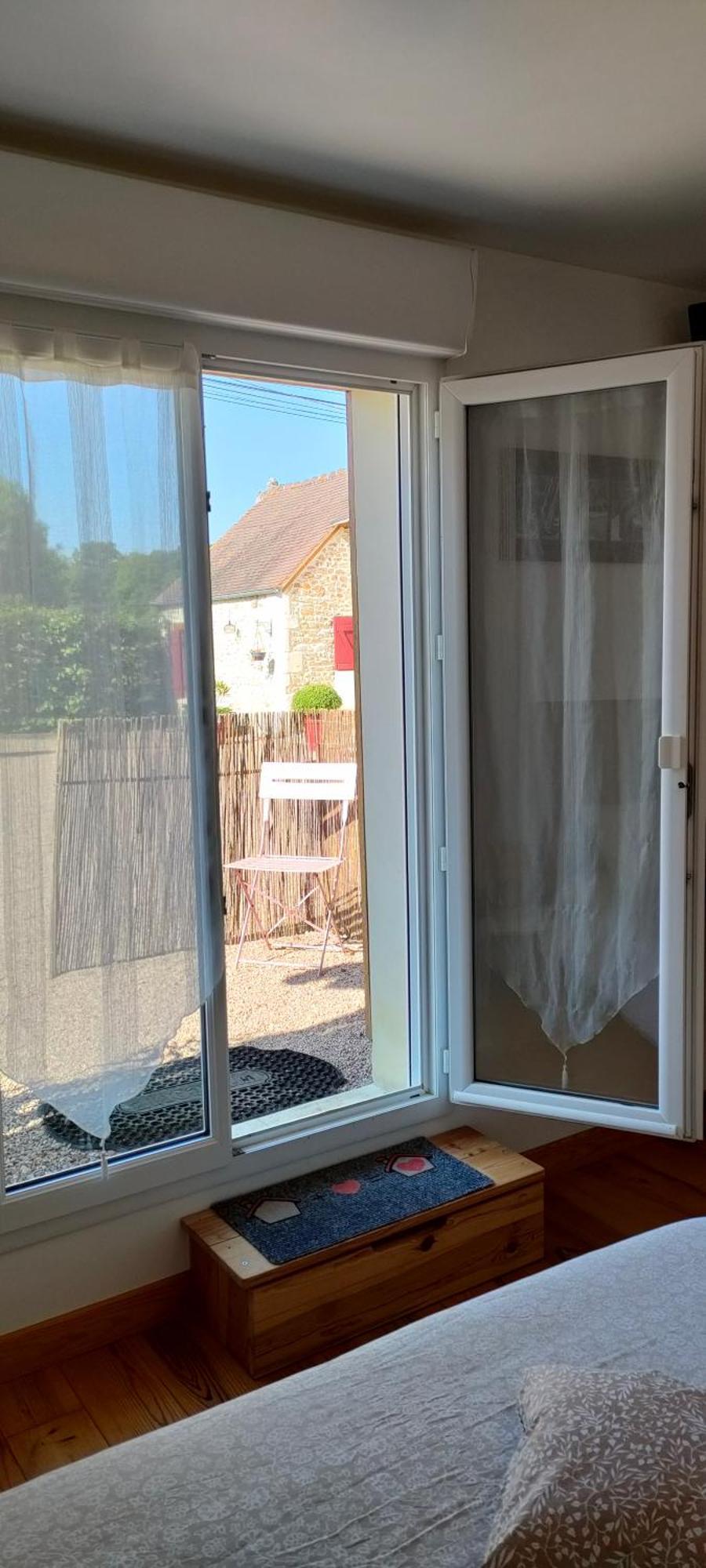 Les Lys Jolie Suite Parentale Privative Deux Adultes Avec Sdd Pertheville-Ners Zewnętrze zdjęcie